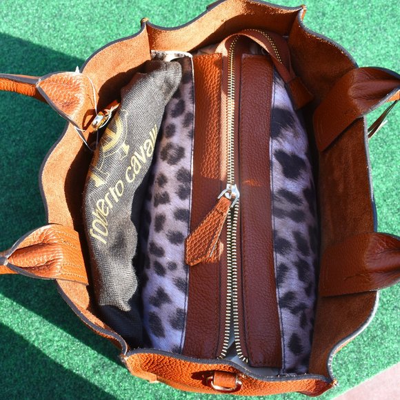 Brand New Roberto Cavalli Brown Leather Handbag Purse Mint Condition GSB003PZ241 - Picture 3 of 4